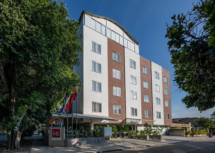 Hotel Ms Chipichape Plus