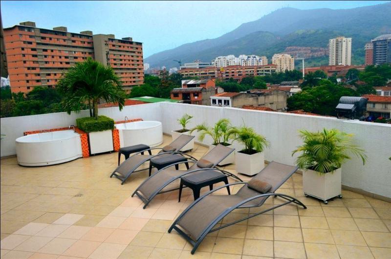 Hotel Ms Chipichape 3*