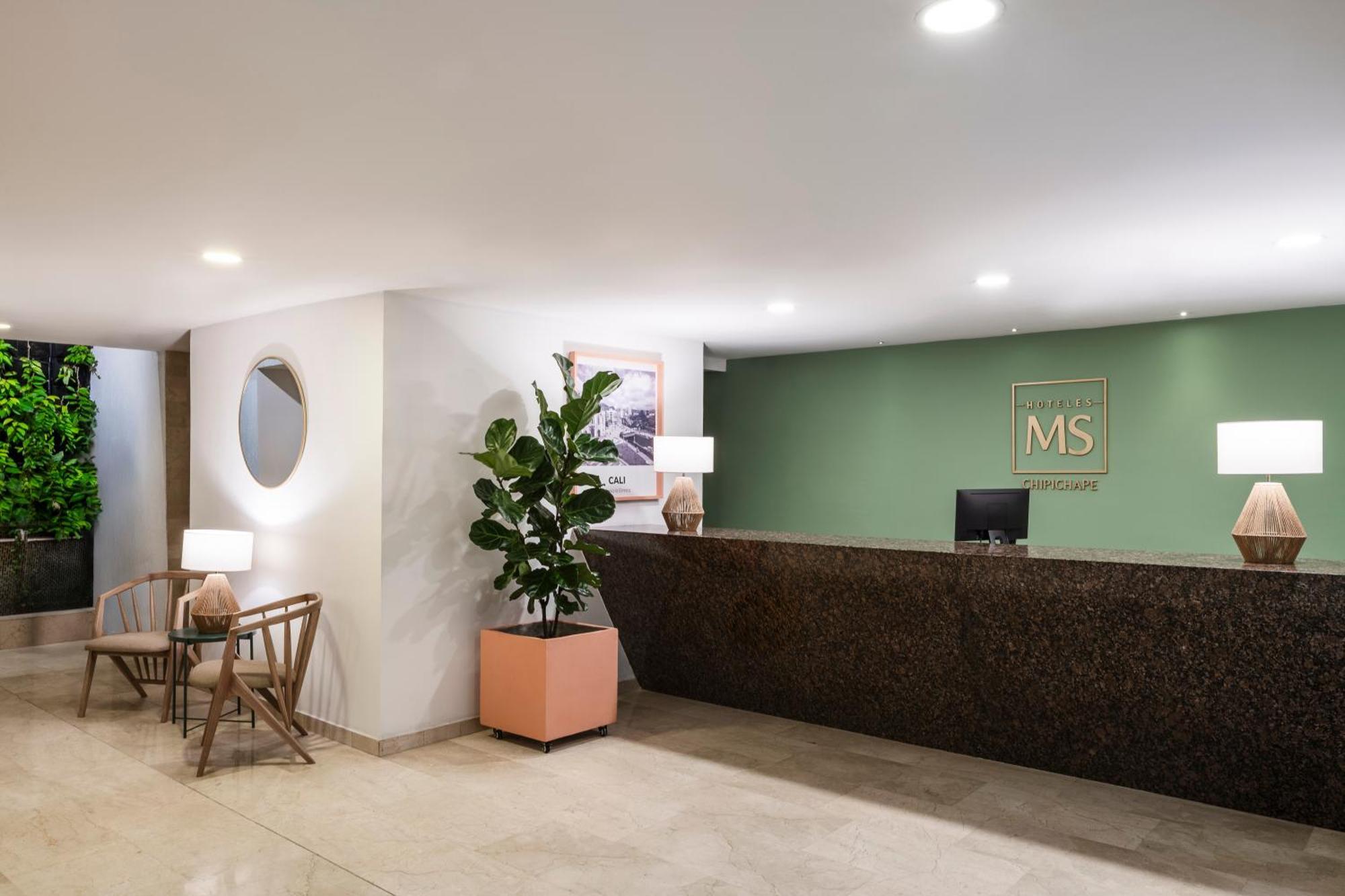 Ms Chipichape Hotel 3*